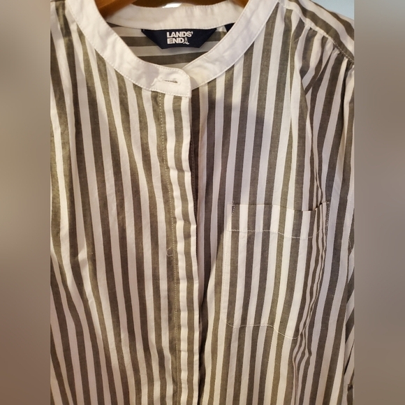 Landsend Long Button Down - Picture 2 of 8